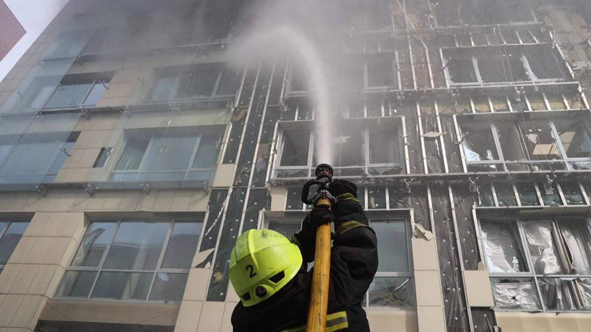 Russian drone strike on business centre in Dnipro: 3 killed, 12 injured