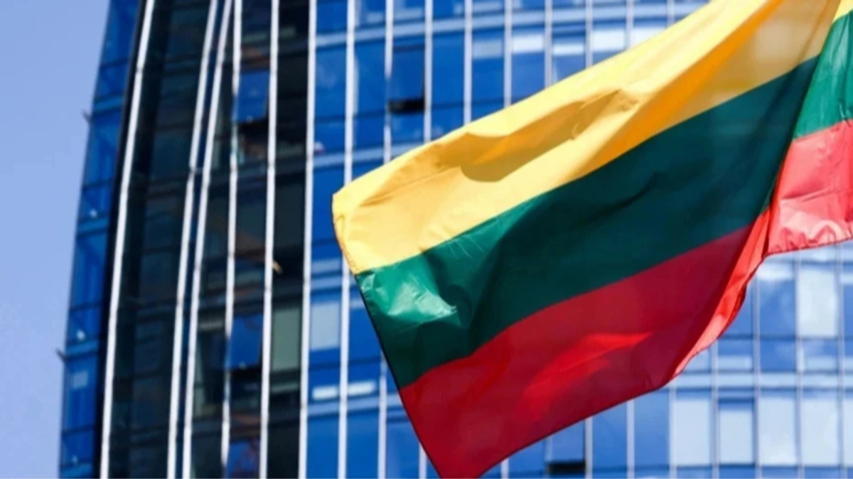 Lithuania warns of evacuation challenges in event of Russian attack
